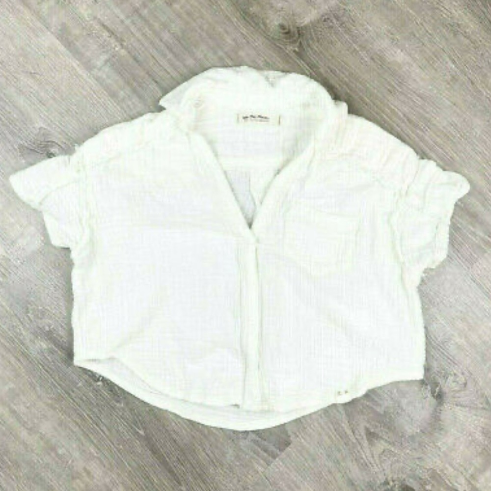 We The Free Crop Top Womens Sz S Button Shirt White Oversized Distressed Fringe